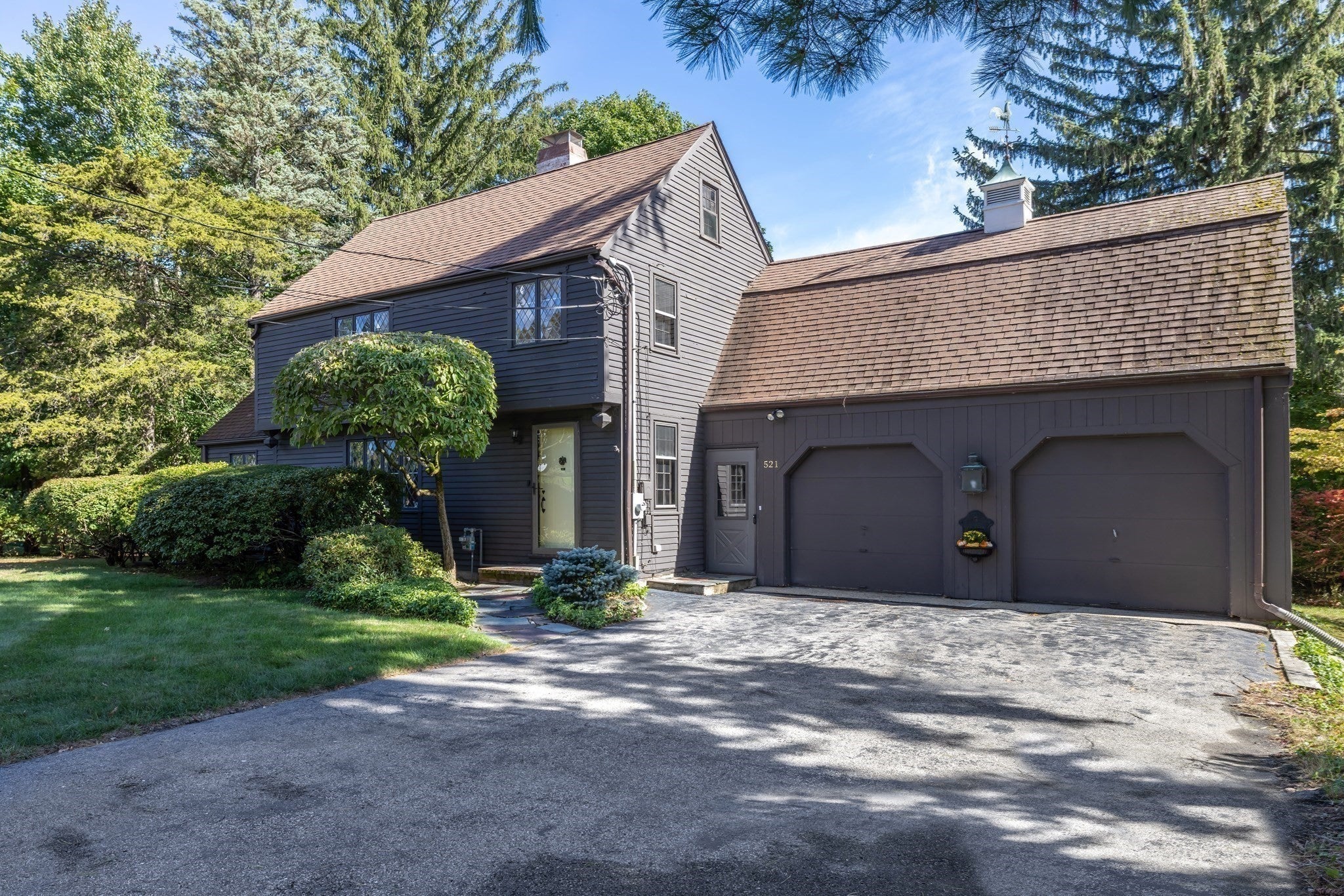 521 High Rock St