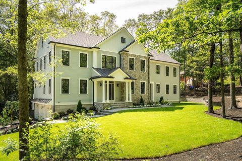 18 Heritage Dr Lexington MA 02420