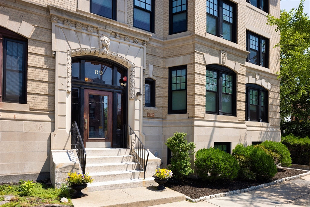 89 Marion Street