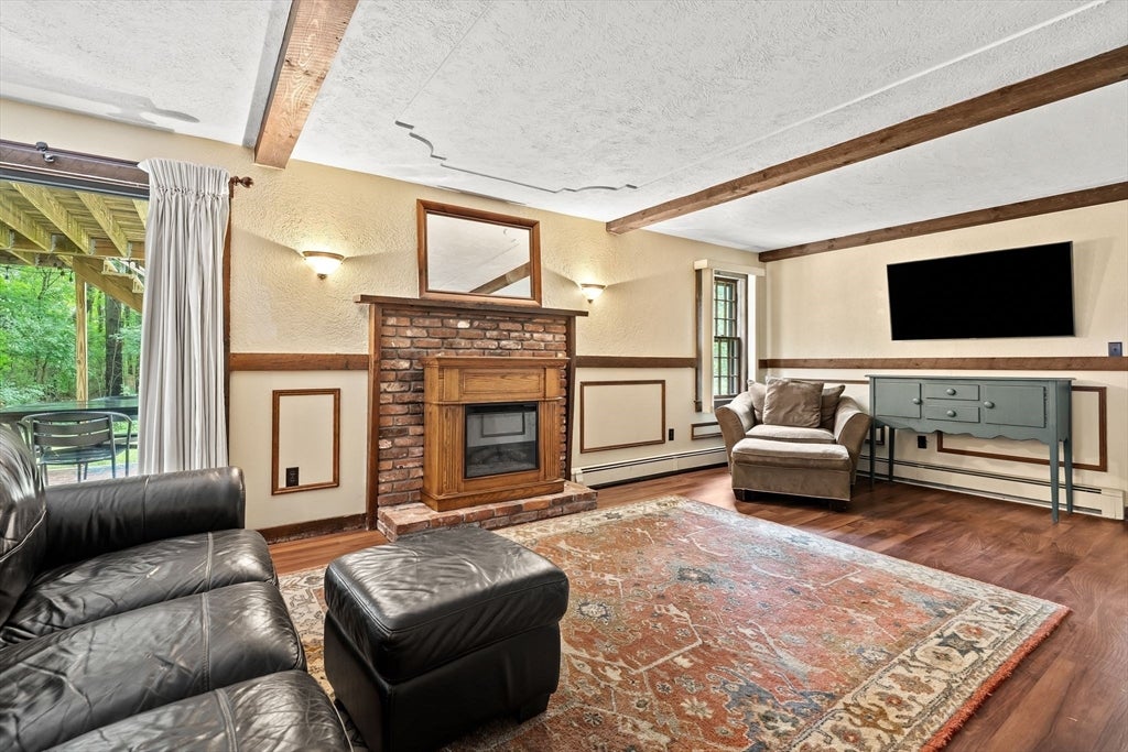 35 Lowell Road, Pembroke, MA Photo #24