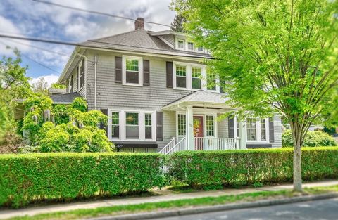 130 Warwick Rd Melrose MA 02176