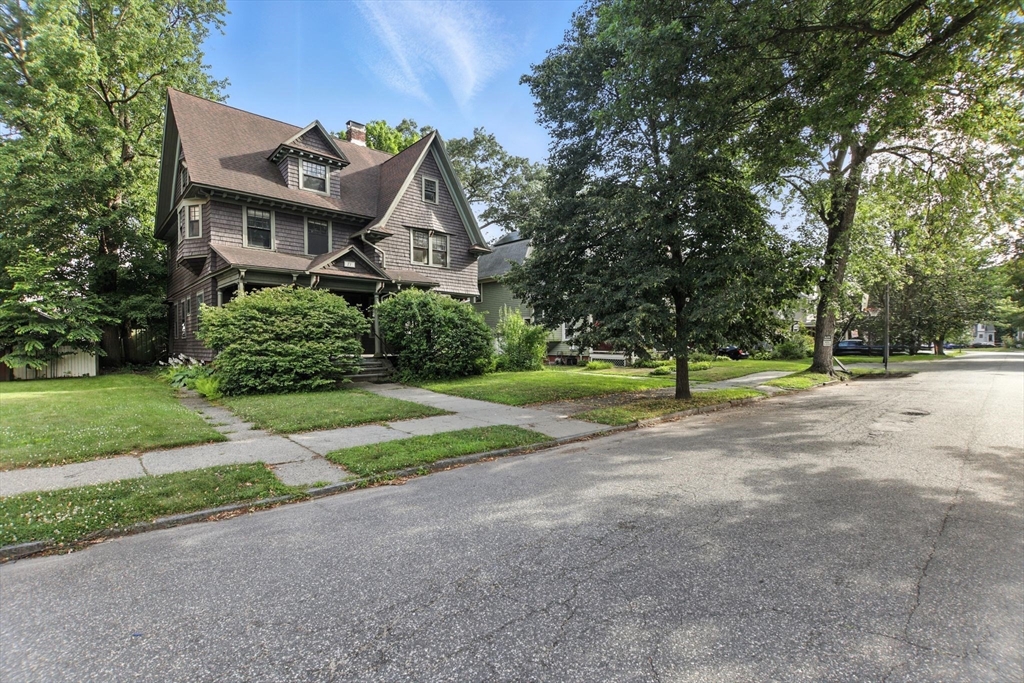71 Fairfield St