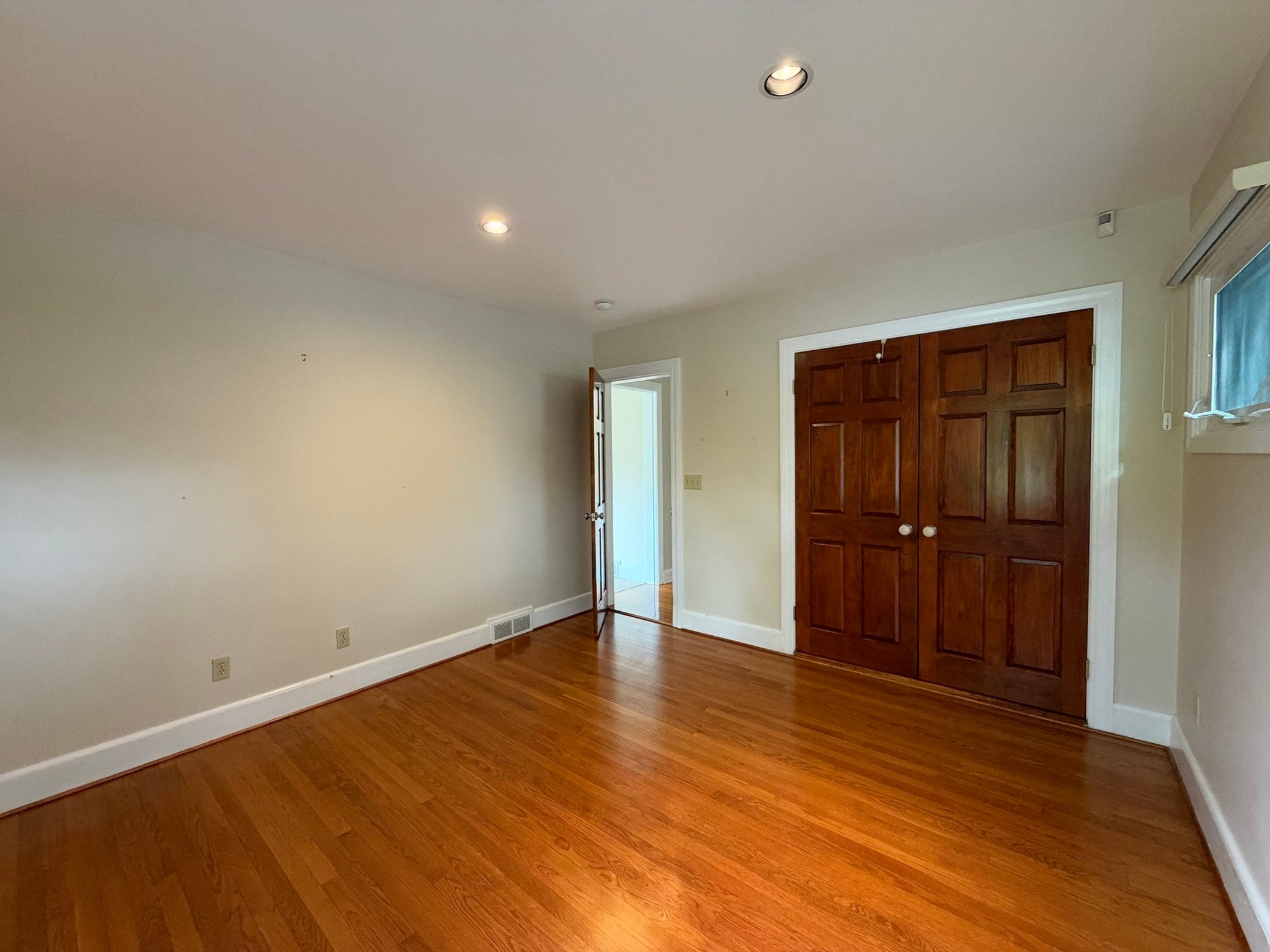 25 Wayne Memorial Dr, Dartmouth, MA, 25 Wayne Memorial Dr, Dartmouth, MA Photo #23