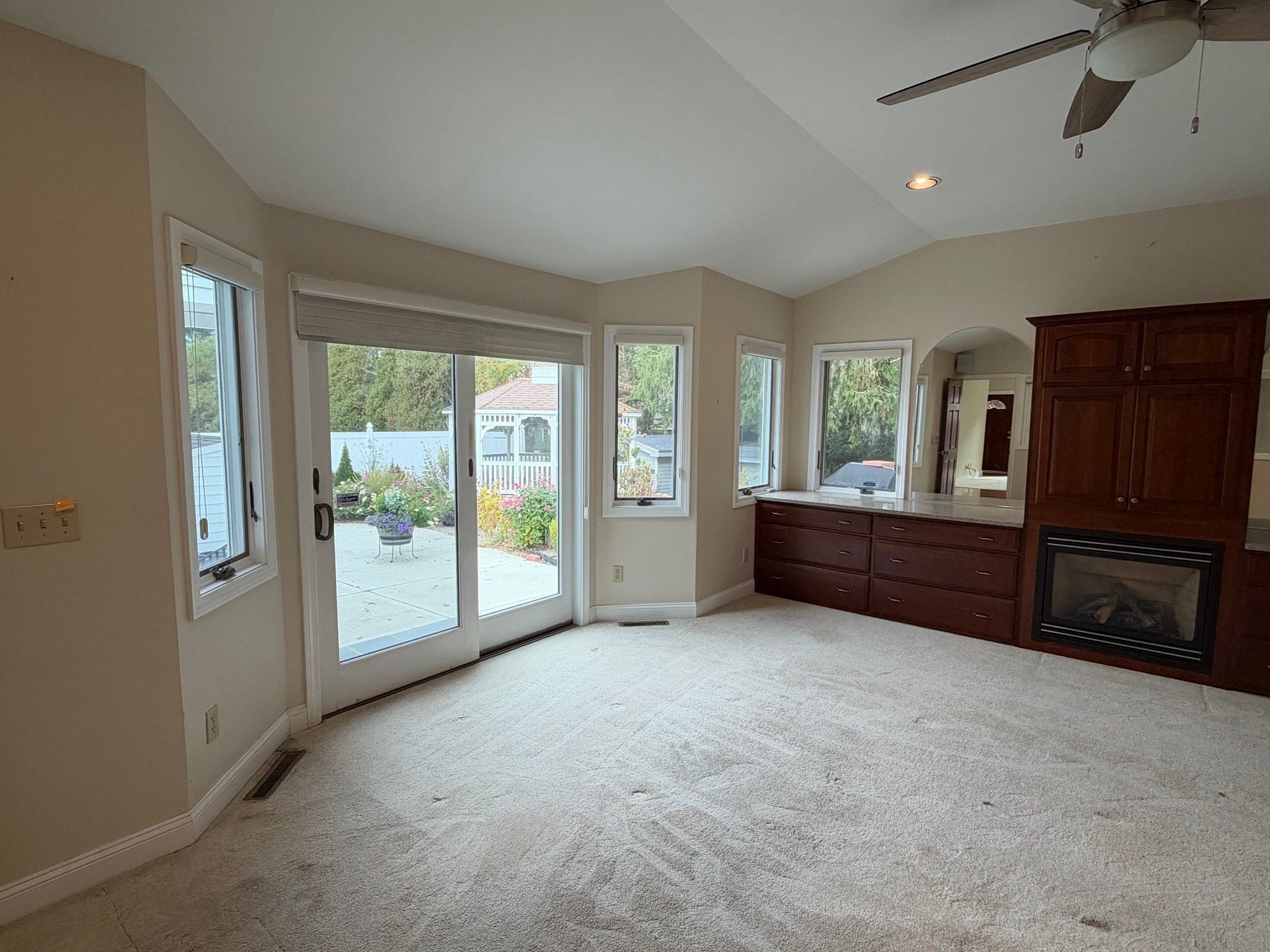 25 Wayne Memorial Dr, Dartmouth, MA, 25 Wayne Memorial Dr, Dartmouth, MA Photo #15