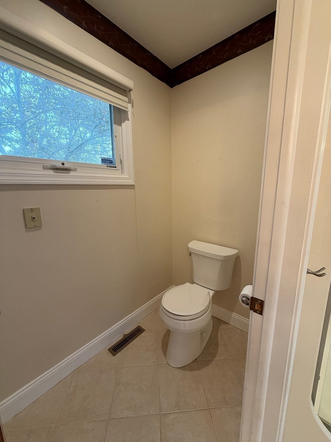 25 Wayne Memorial Dr, Dartmouth, MA, 25 Wayne Memorial Dr, Dartmouth, MA Photo #18