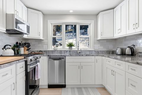 43 Woodside Ln Arlington MA 02474