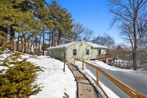 43 Woodside Ln Arlington MA 02474