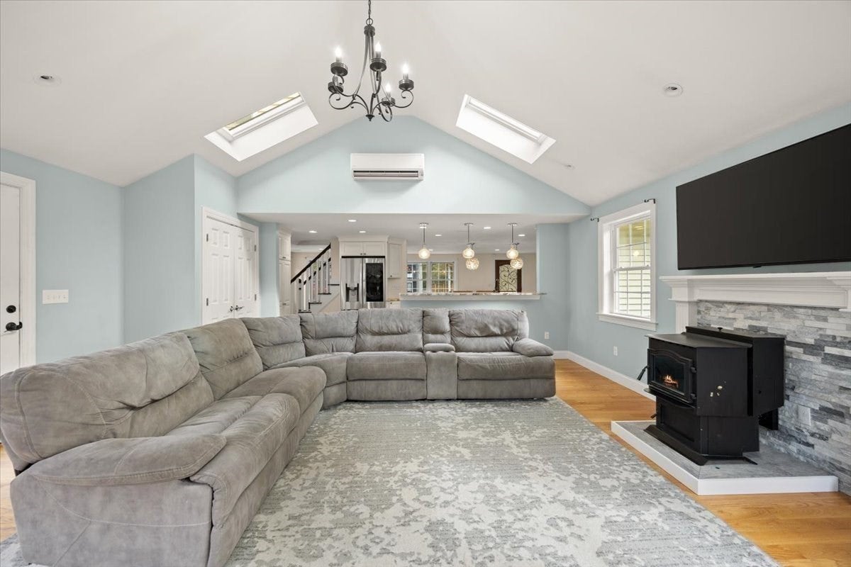 30 Oak Street, Norton, MA, 30 Oak Street, Norton, MA Photo #9