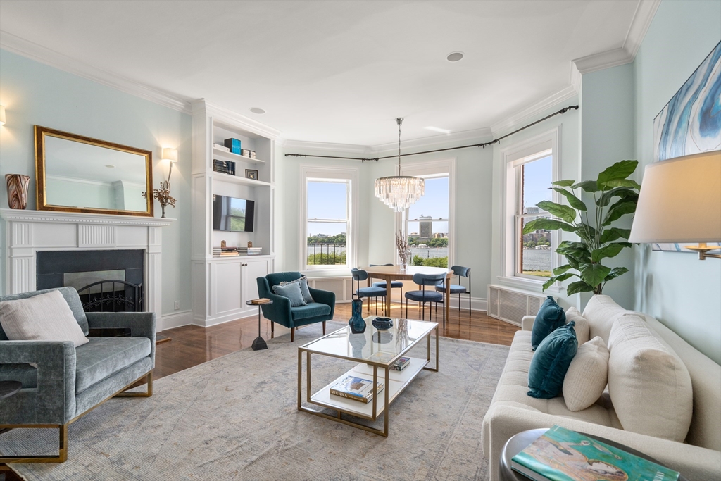 286 Beacon Street 8