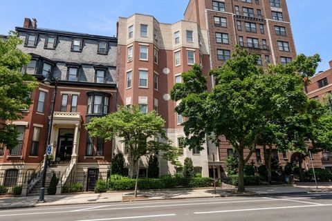 Photo of 286 Beacon Street #8, Boston, MA 02116 (MLS # 73552961)