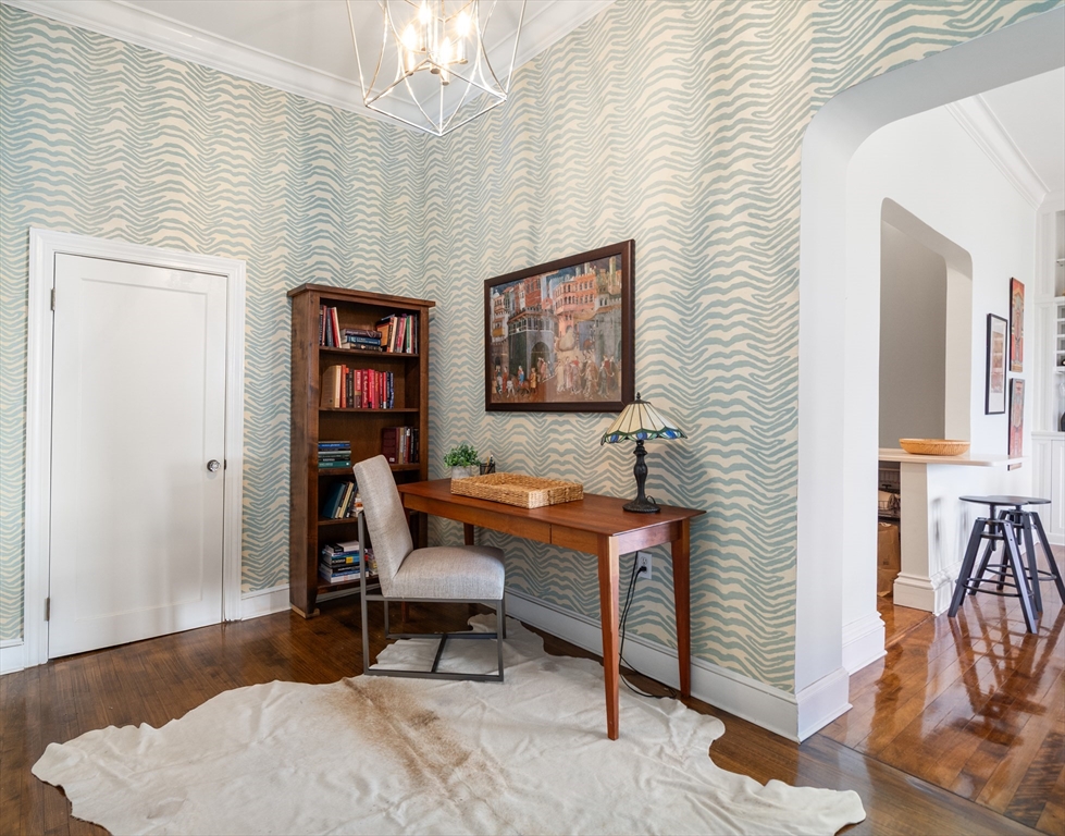 286 Beacon Street 8