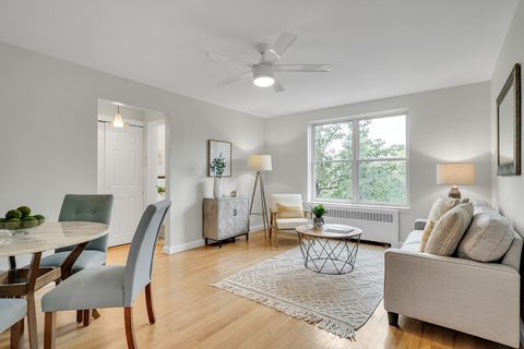 136 Beaconsfield Rd 6 Brookline MA 02445