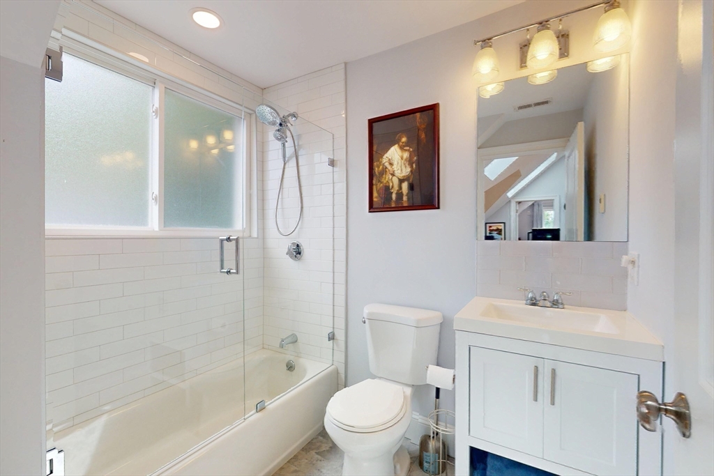 Watertown, Massachusetts 02472, United States, 2 Bedrooms Bedrooms, ,2 BathroomsBathrooms,Residential,Active,209399