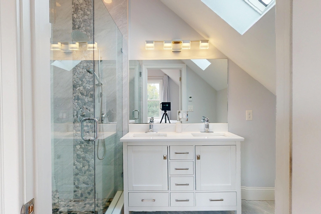 Watertown, Massachusetts 02472, United States, 2 Bedrooms Bedrooms, ,2 BathroomsBathrooms,Residential,Active,209399