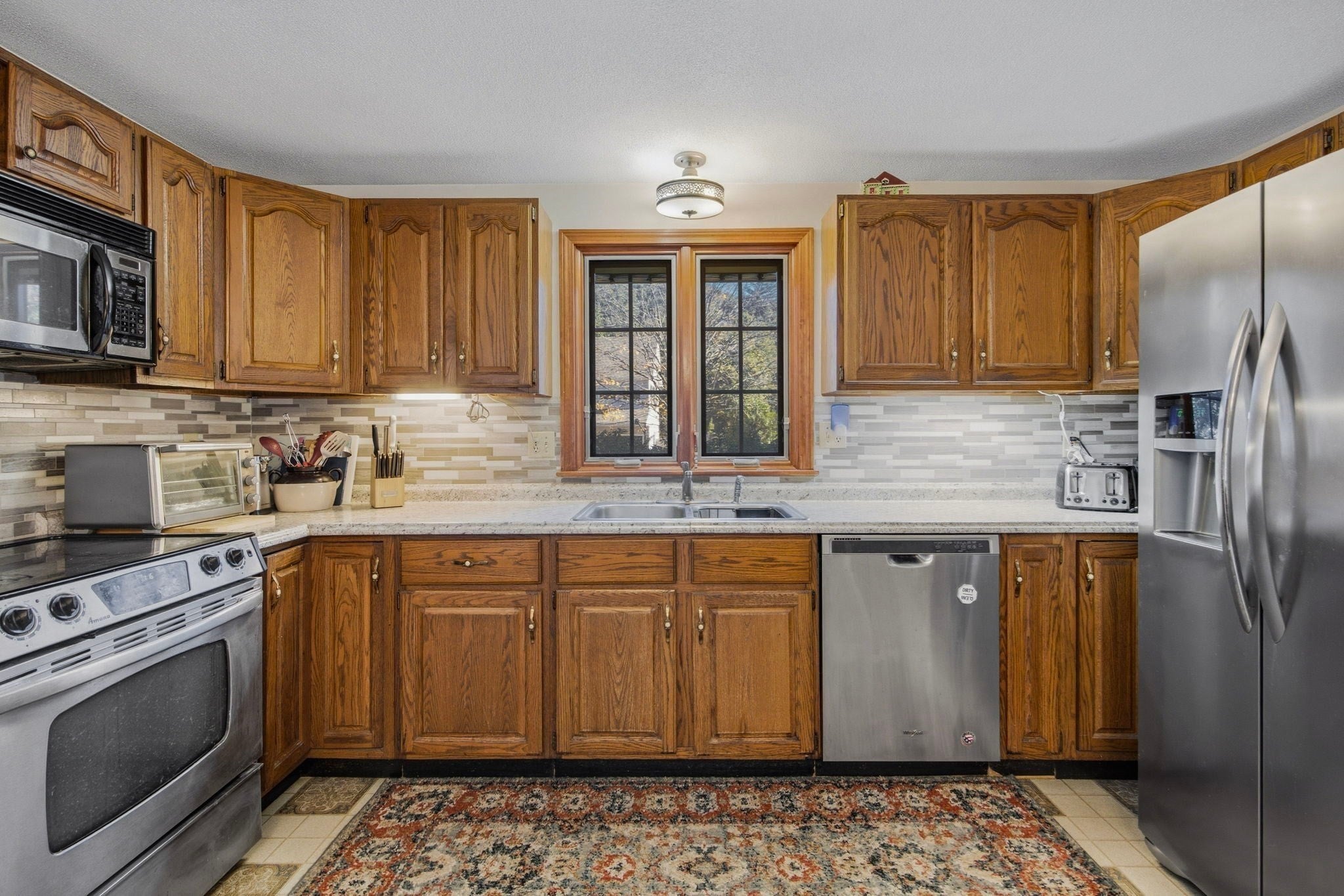 3 Matthew Drive, Easthampton, MA Photo #8