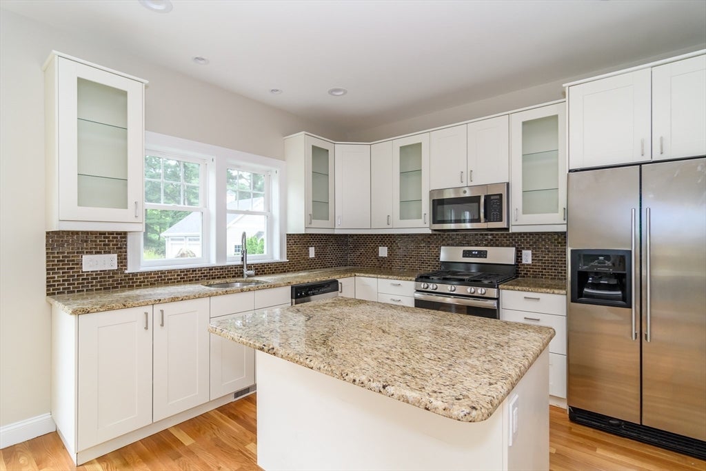 5 Oakdale Avenue, Wellesley, MA, 5 Oakdale Avenue, Wellesley, MA Photo #8