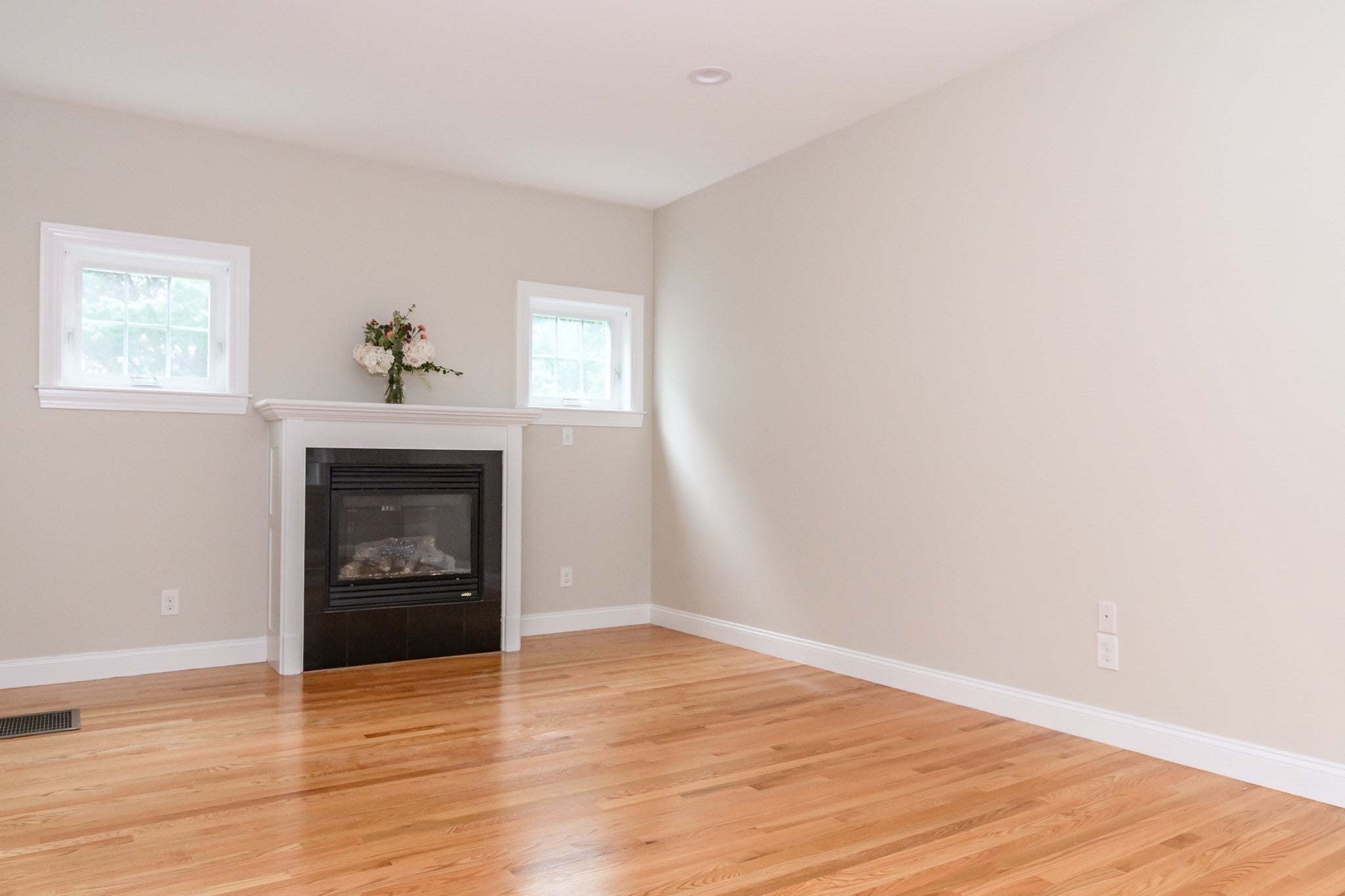 5 Oakdale Avenue