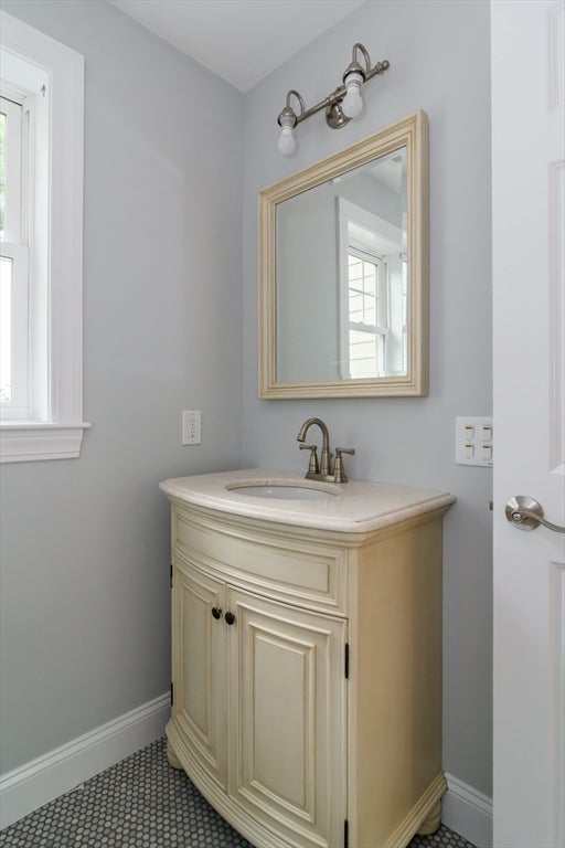 5 Oakdale Avenue, Wellesley, MA, 5 Oakdale Avenue, Wellesley, MA Photo #21