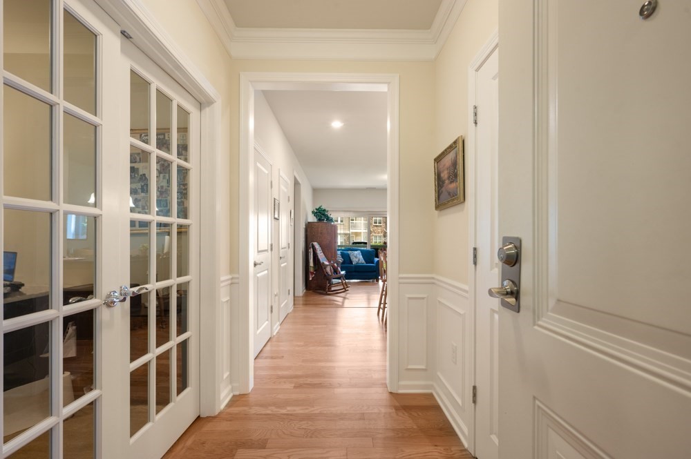 220 Martins Landing 102