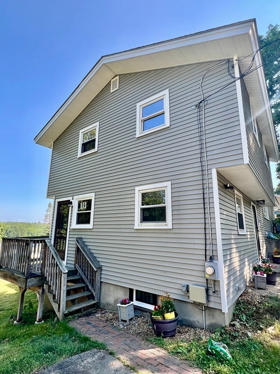 9 Champlain Dr.