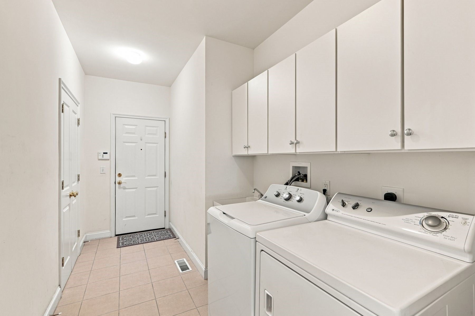 2 Pimpernel Cir #25, Georgetown, MA, 2 Pimpernel Cir #25, Georgetown, MA Photo #22