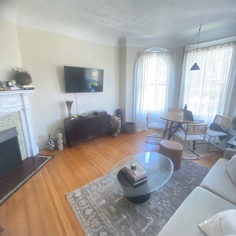 259 Beacon 52 Boston MA 02116