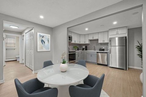 Photo of 64 Goldthwaite Rd #10, Worcester, MA 01605 (MLS # 73462354)