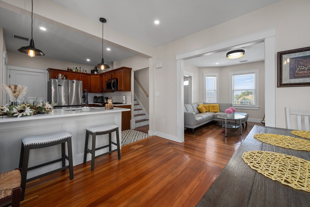 89 Hermon St 89
