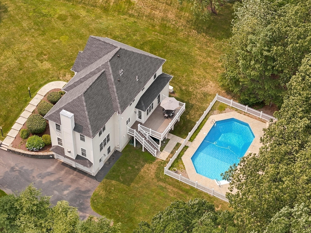 247 Webster Woods Ln