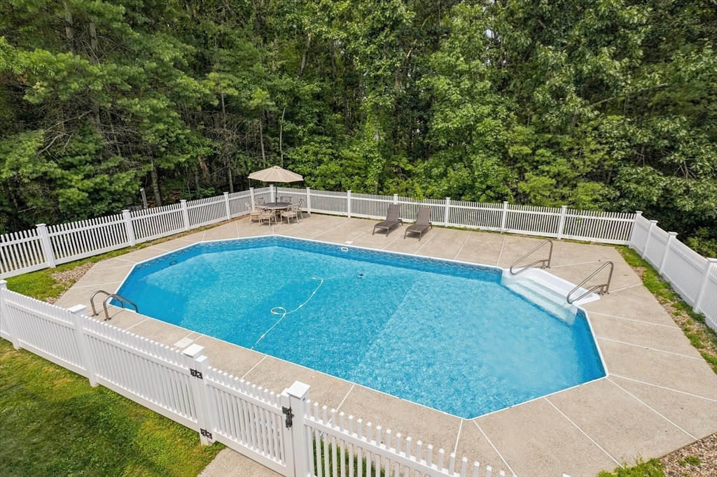 247 Webster Woods Ln