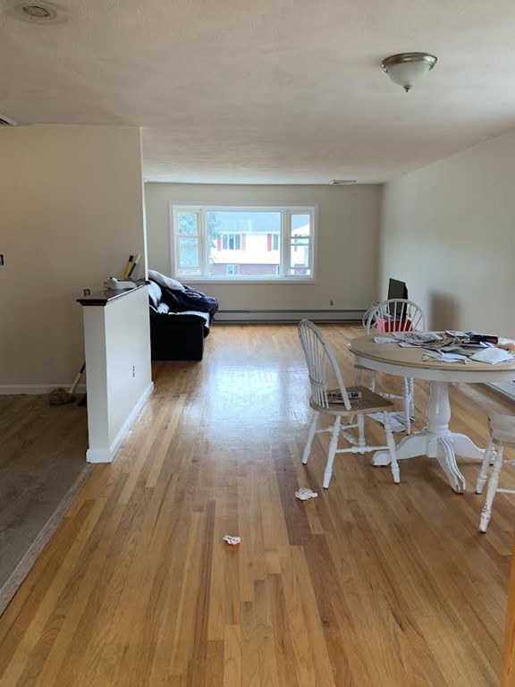 7 Heritage Way 1