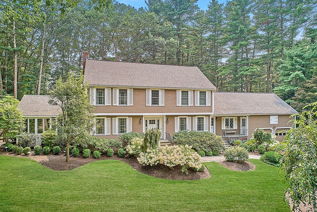 Dover, Massachusetts 02030, United States, 4 Bedrooms Bedrooms, ,3 BathroomsBathrooms,Residential,Contingent,206933 Dover, Massachusetts 02030, United States, 4 Bedrooms Bedrooms, ,3 BathroomsBathrooms,Residential,Contingent,206933