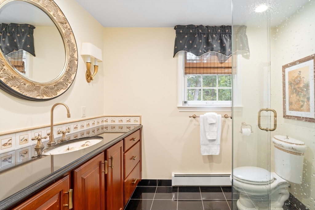 Dover, Massachusetts 02030, United States, 4 Bedrooms Bedrooms, ,3 BathroomsBathrooms,Residential,Contingent,206933