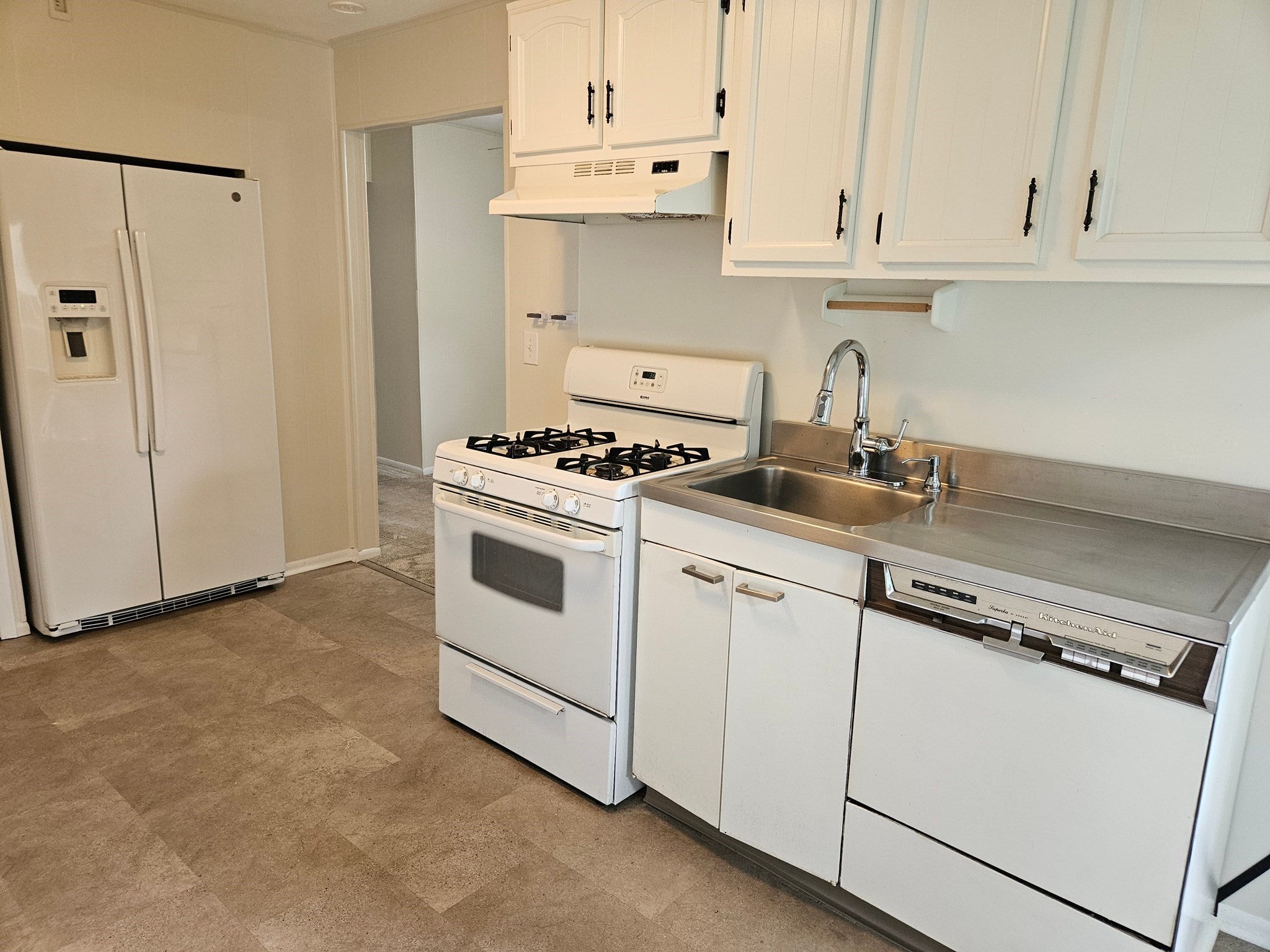 55 Lexington Ave, North Providence, RI, 55 Lexington Ave, North Providence, RI Photo #15