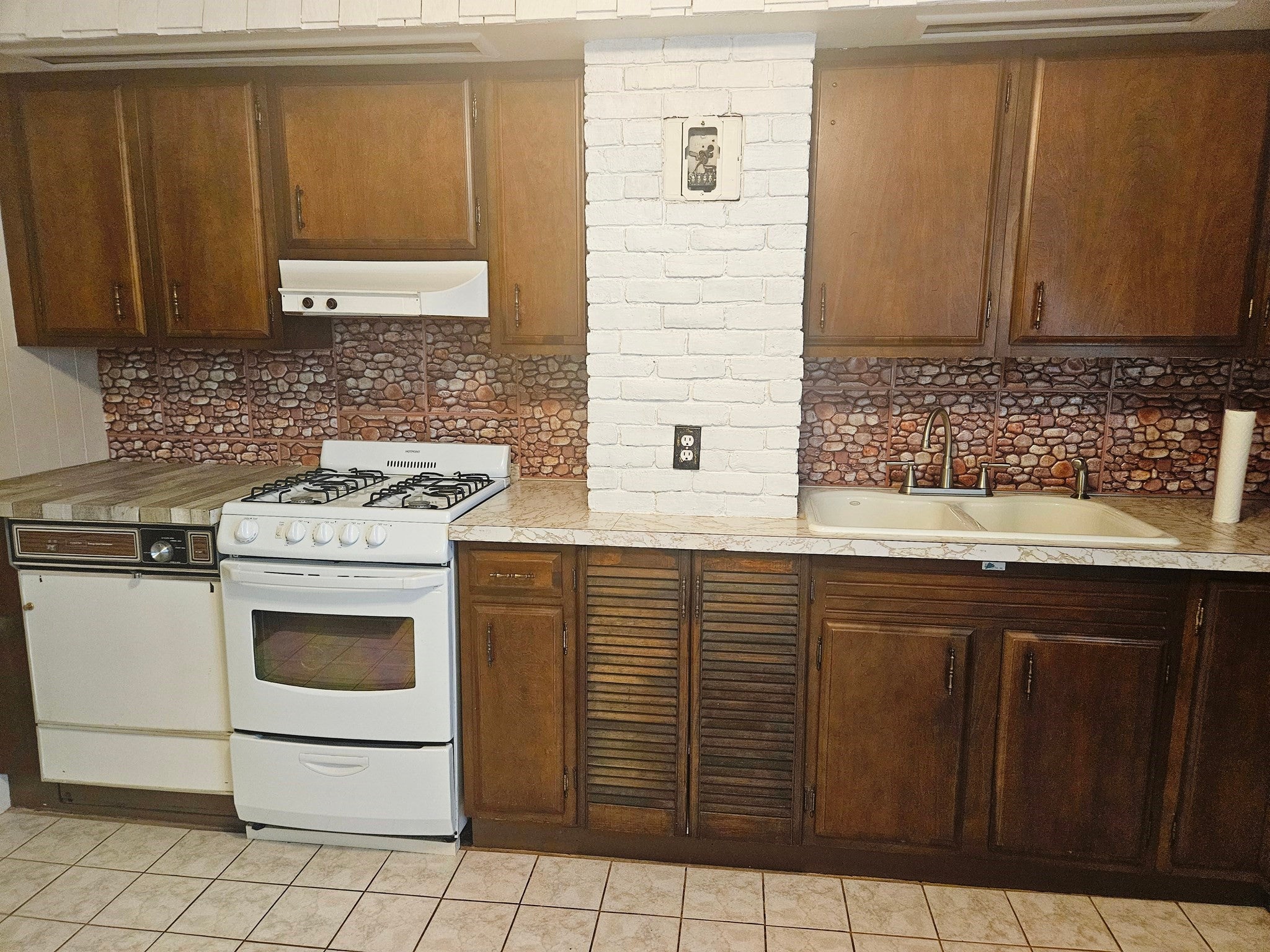55 Lexington Ave, North Providence, RI, 55 Lexington Ave, North Providence, RI Photo #6