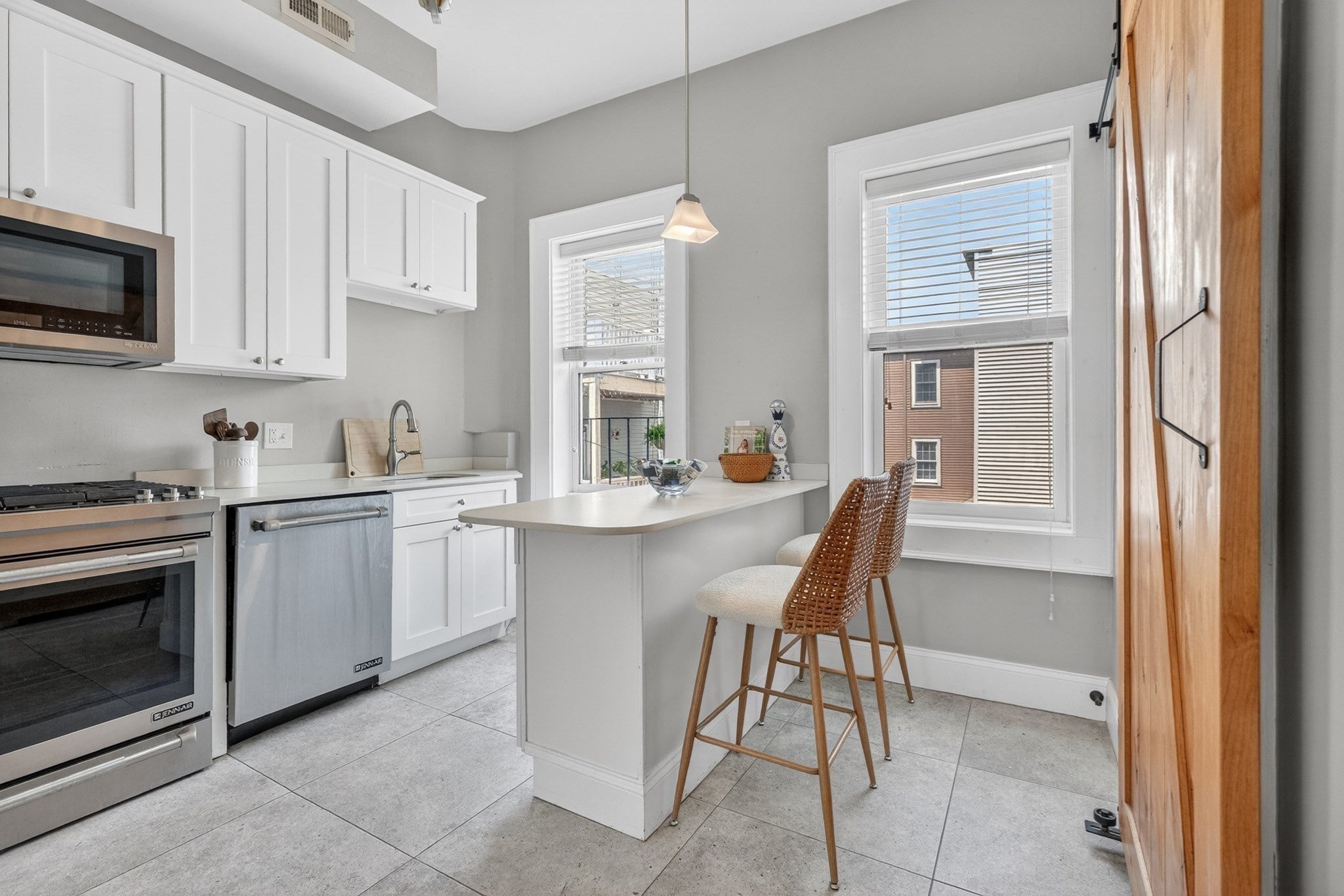 466 E 3rd St #2, Boston, MA, 466 E 3rd St #2, Boston, MA Photo #9