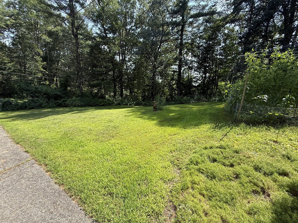 348 Nichols Rd