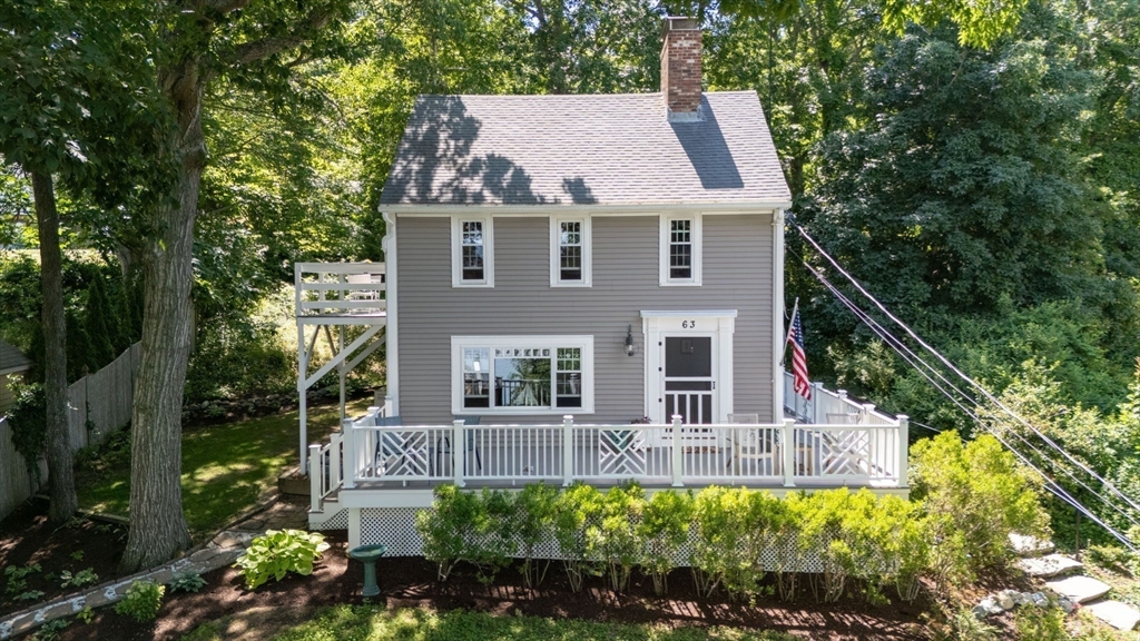 63 Bay Shore Dr