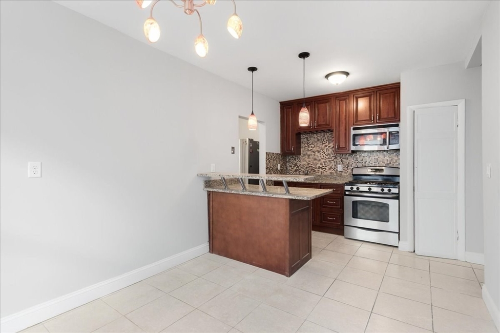 75 Bellevue St 2