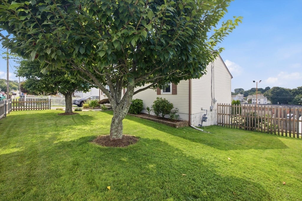 680 N Underwood St, Fall River, MA, 680 N Underwood St, Fall River, MA Photo #4
