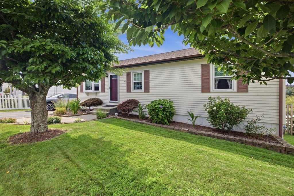 680 N Underwood St, Fall River, MA, 680 N Underwood St, Fall River, MA Photo #3