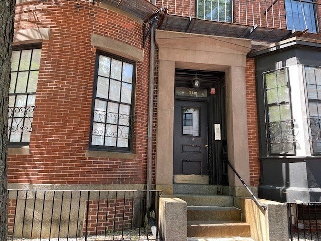 Click for 21 Bowdoin Street #5AB, Boston, MA slideshow Click for 21 Bowdoin Street #5AB, Boston, MA slideshow