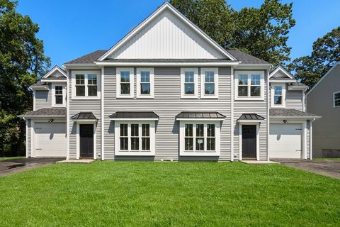 30 Danielles Way Worcester MA 01606