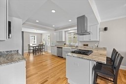 7 Hill St 7