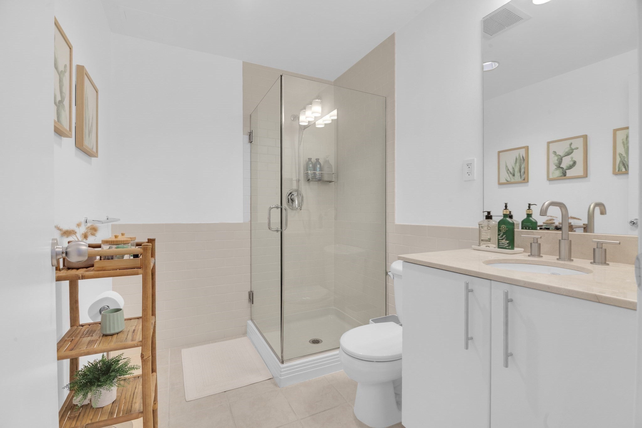 210 South Street U:6-4