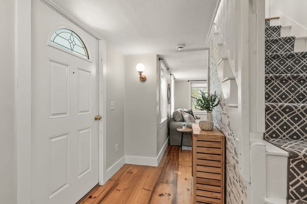 44 Exchange St, Holliston, MA, 44 Exchange St, Holliston, MA Photo #4