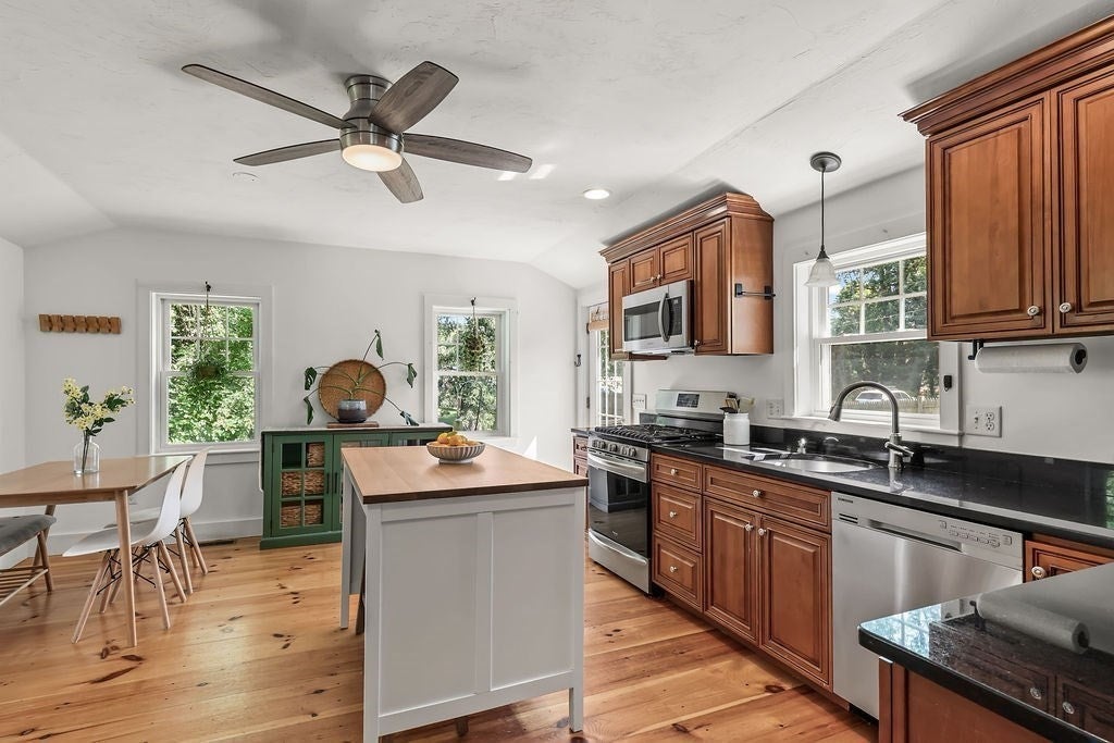 44 Exchange St, Holliston, MA, 44 Exchange St, Holliston, MA Photo #11
