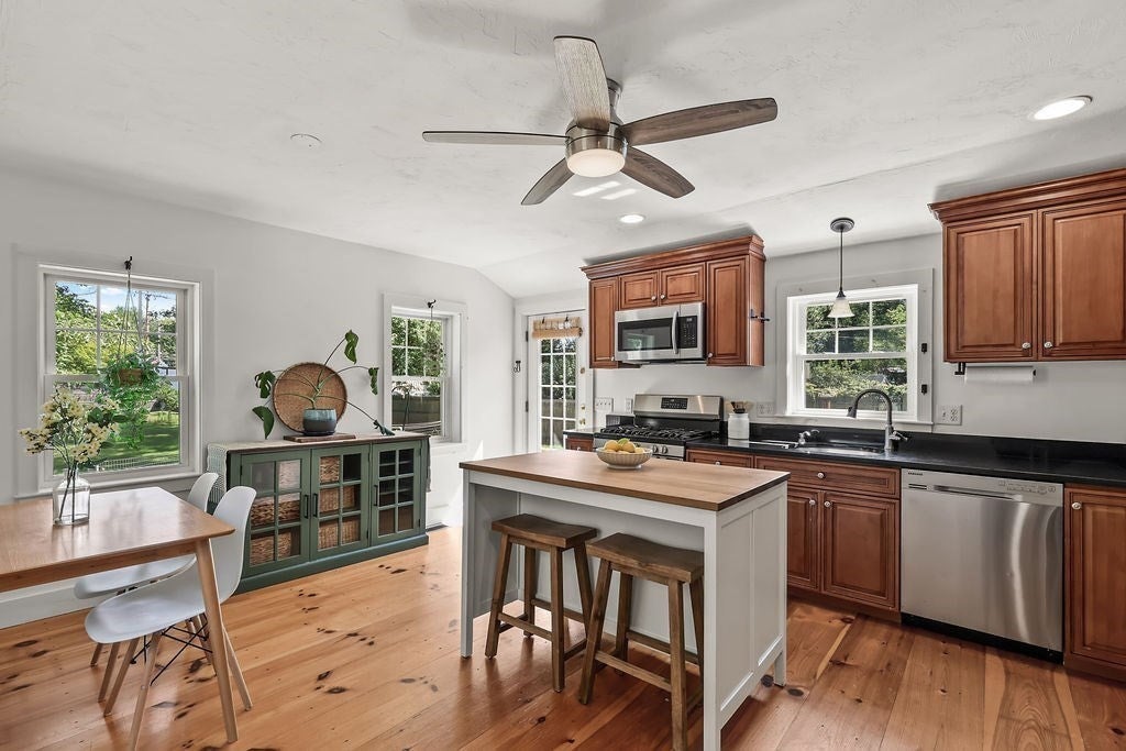 44 Exchange St, Holliston, MA, 44 Exchange St, Holliston, MA Photo #15