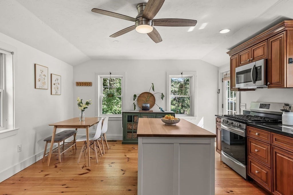 44 Exchange St, Holliston, MA, 44 Exchange St, Holliston, MA Photo #12