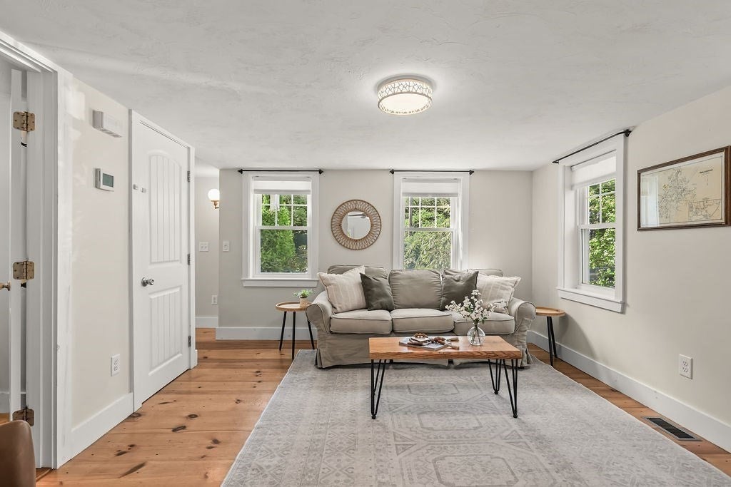 44 Exchange St, Holliston, MA, 44 Exchange St, Holliston, MA Photo #8